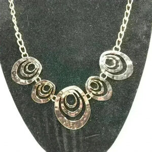 LC gold tone necklace